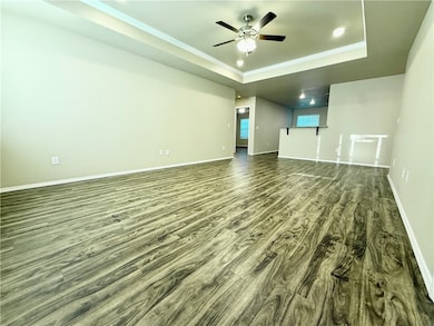 817 Saddlebrook, Gentry, AR 72734 - photo 3