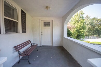 1051 Waverly St, Framingham, MA 01702 - photo 3