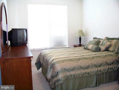 14642 Solomons Island Rd S unit 2, Solomons, MD 20688 - photo 2