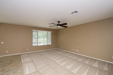 005_Family Room View