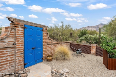 03-Gated Entry