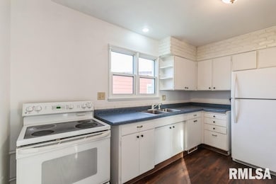 1938 N Nevada Ave, Davenport, IA 52804 - photo 7