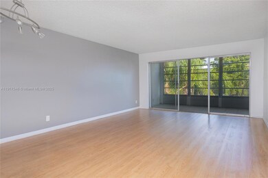 8330 Sands Point Blvd unit N307, Tamarac, FL 33321 - photo 4