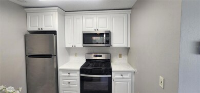 8401 Waterview Way, Winter Haven, FL 33884 - photo 6