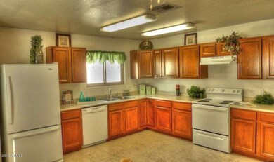REFRIGERATOR STAYS