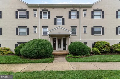 3039 Patrick Henry Dr unit 102, Falls Church, VA 22044 - photo 3