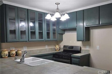 KITCHEN VIEW 2