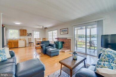 102 Ramsay Rd, Locust Grove, VA 22508 - photo 5