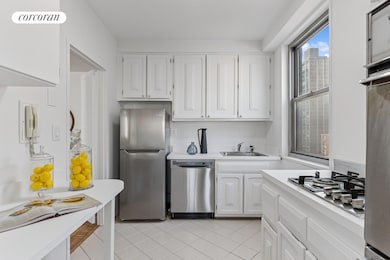 300 E 74th St unit 17C, New York, NY 10021 - photo 7