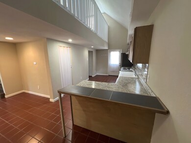 627 E 14th St, Houston, TX 77008 - photo 4