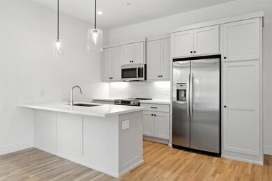 5837 Oram St unit 5, Dallas, TX 75206 - photo 2