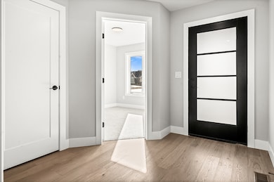 1214 Slate St, Normal, IL 61761 - photo 3