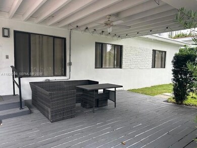 245 189th Terrace, Sunny Isles Beach, FL 33160 - photo 4