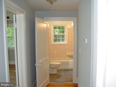 19112 Windsor Rd, Triangle, VA 22172 - photo 5