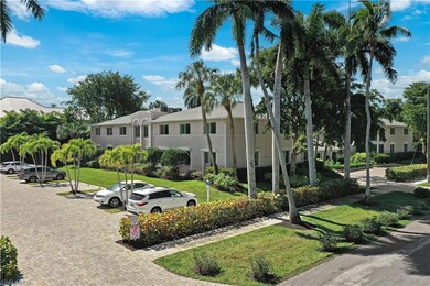 634 7th Ave S unit 634, Naples, FL 34102 - photo 3