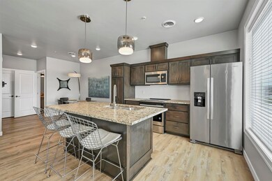 400 Donald Driver Way unit 4, Green Bay, WI 54303 - photo 2