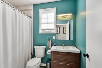 Guest/hallway bath
