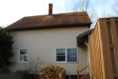 43 Deane St, Gardiner, ME 04345 - photo 2