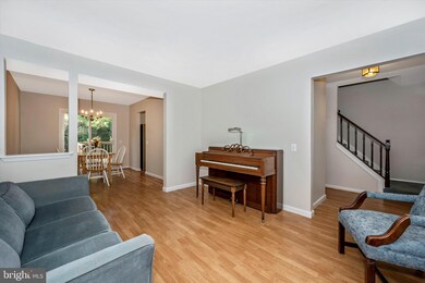 12810 Kitchen House Way, Germantown, MD 20874 - photo 5