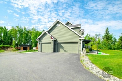 3 Car Garage
