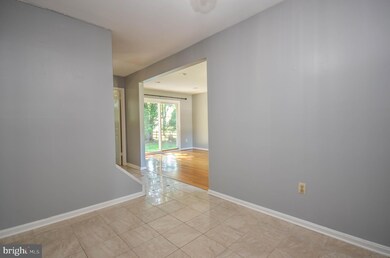 11309 Brandy Hall Ln, North Potomac, MD 20878 - photo 4