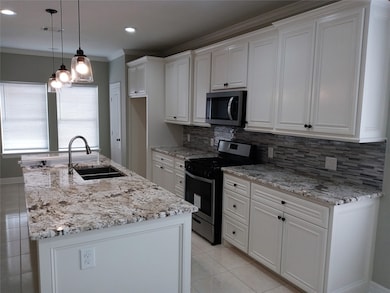 853 Ringold St, Houston, TX 77088 - photo 7