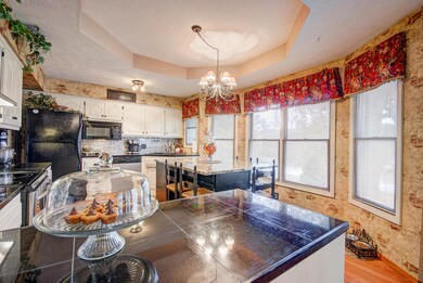 4990 Buckingham-13