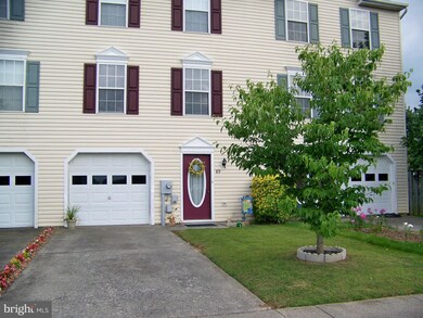 89 S Gala unit 449, Littlestown, PA 17340 - photo 2