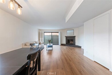 5070 Kester Ave unit 12, Sherman Oaks, CA 91403 - photo 4