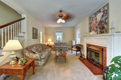 96 Wilbur Ave, Cranston, RI 02920 - photo 6