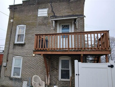 650 Sherman St unit Rear Unit, Allentown, PA 18109 - photo 2