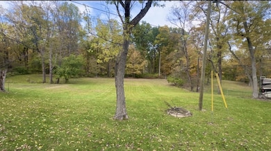 924 W 3rd St, Connersville, IN 47331 - photo 3