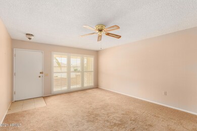 0004-04 - Rolling Hills