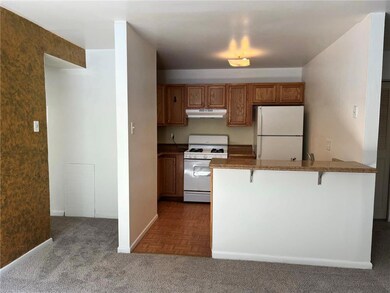 1554 Creekside Rd, Whitehall, PA 18052 - photo 6