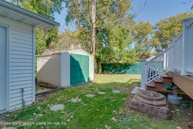 211 Bancroft Ave (6 of 33)
