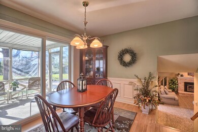 8 Country Dr, Leola, PA 17540 - photo 5