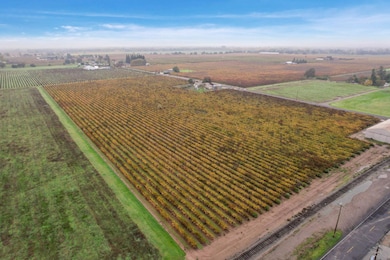 6233 E Woodbridge Rd, Acampo, CA 95220 - photo 7