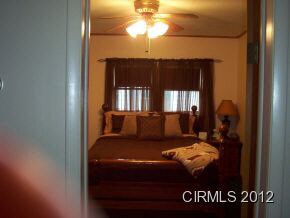 322 W South St, Tipton, IN 46072 - photo 6