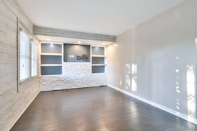 8459 Vorhees Ln, Cincinnati, OH 45236 - photo 3