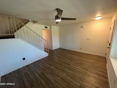 9831 S 48th Way unit 4, Phoenix, AZ 85044 - photo 4