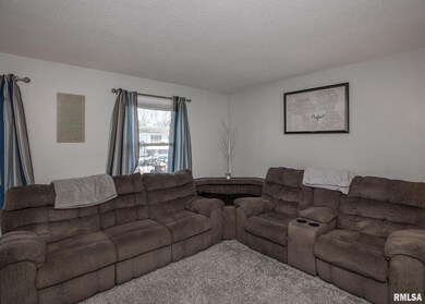 1510 N Stark St, Davenport, IA 52804 - photo 5