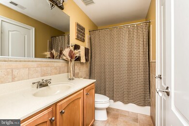 2337 Boston St unit 4, Baltimore, MD 21224 - photo 7