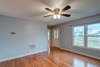 Alternate viewpoint - Living Room.