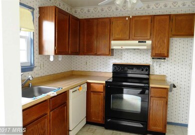 7593 Braemar Ct, Sykesville, MD 21784 - photo 7