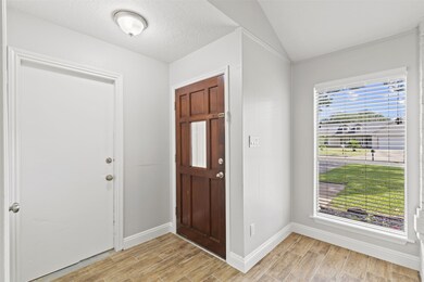 2536 Parkway Ave, Rosenberg, TX 77471 - photo 5