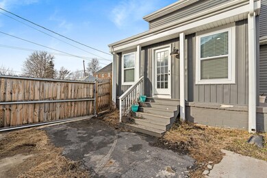 6thStreetZillow-9