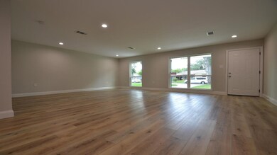 5226 Browncroft St, Houston, TX 77021 - photo 2