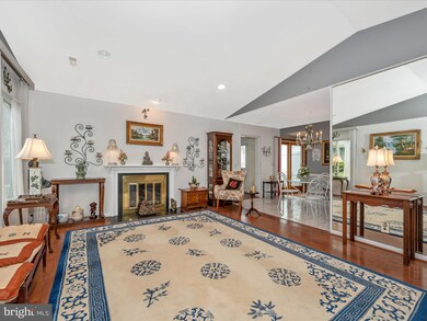 14672 Kelmscot Dr, Silver Spring, MD 20906 - photo 5