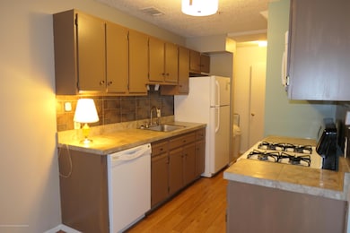 910 Scarlet Oak Ave unit 10, Toms River, NJ 08755 - photo 6