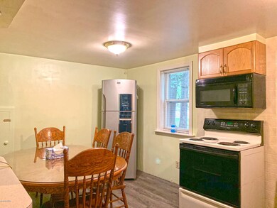 19 6th St, Hawley, PA 18428 - photo 6